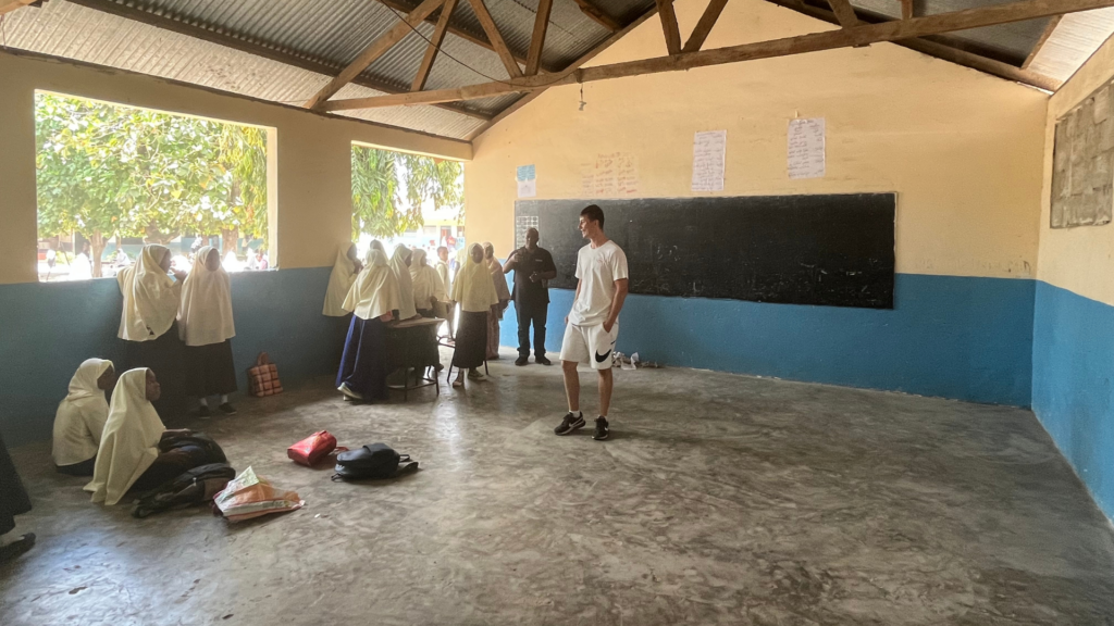 Zanzibar-classroom