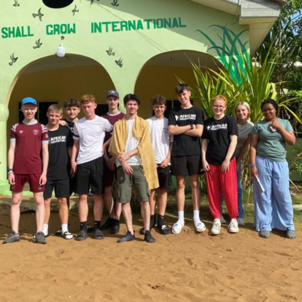 volunteers-in-ghana