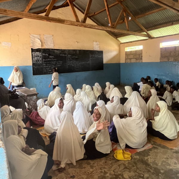 lesson-in-zanzibar-classroom